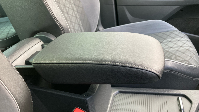 Volkswagen Tiguan 2.0 TDI 4Motion R-Line 5dr DSG Diesel Estate